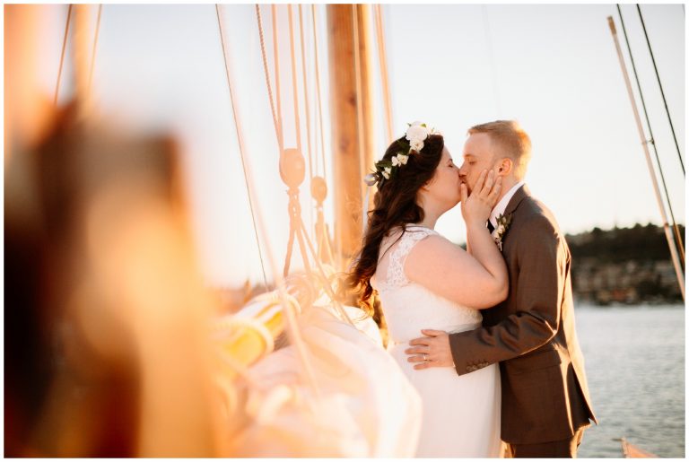 Katie & Justin | Center for Wooden Boats Wedding