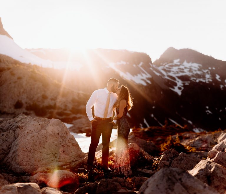 Artist Point engagement | PNW Hiking engagement | Mt Baker elopement