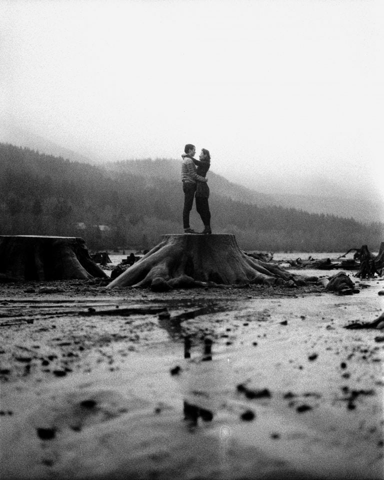 Graeme & Zoe | Stormy Rainy Wet Dreary engagement