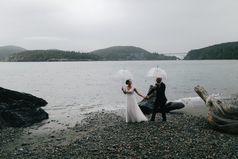 Deception Pass State Park elopement with umbrellas